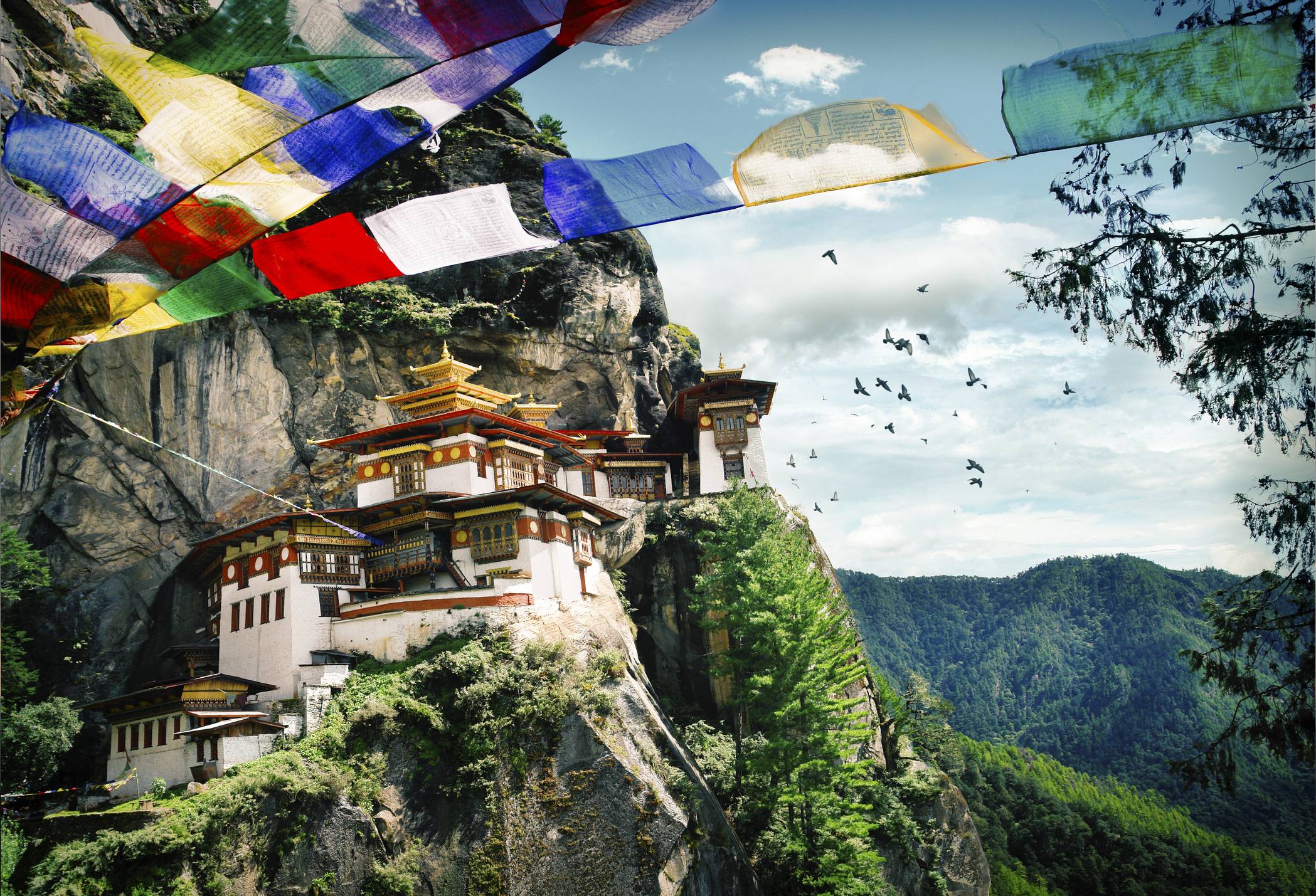 SUSTOUR Bhutan