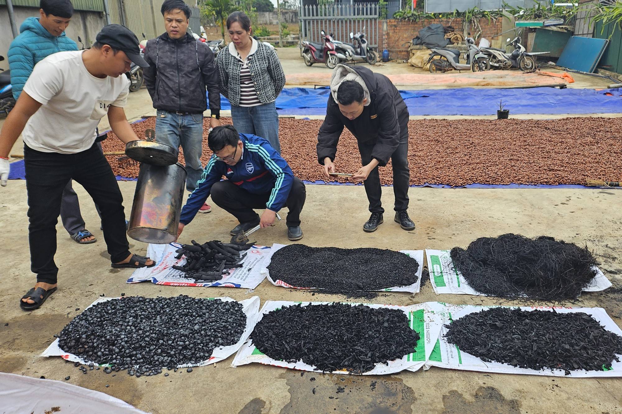 Circular Economy Cocoa: From Bean to Bar